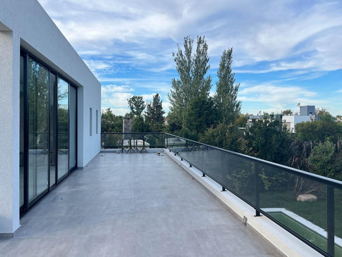 Casa En Venta En Haras Santa Maria, Escobar, G.b.a. Zona Norte