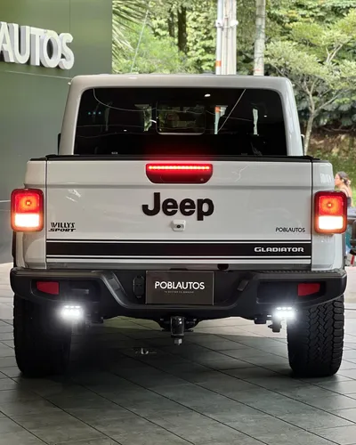 Jeep Gladiator Willys Sport