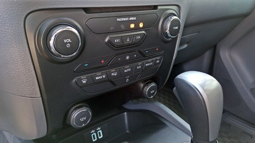 Imagen 12 de 15 de Ford Ranger Limited Black Edition 4x4 At