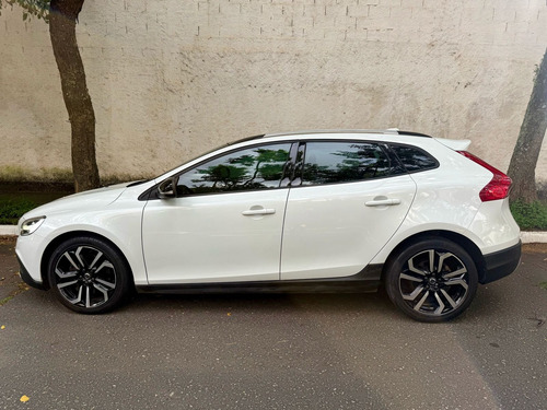 Volvo V40 Cross Country 2.0 T4 Drive-e 5p