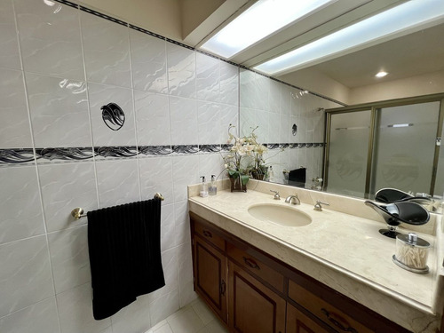 Casa En Venta En El Palomar