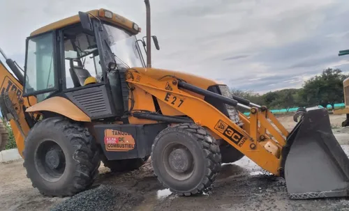 Retroexcavadora Jcb 2010