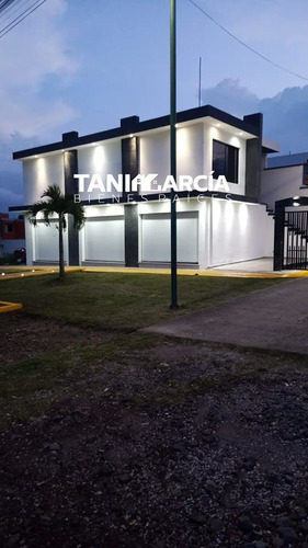 Imagen 1 de 6 de Rento Departamento En Planta Alta