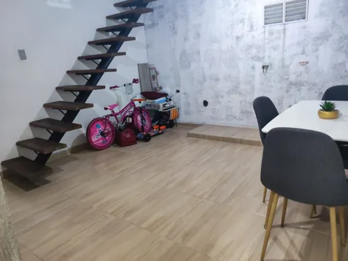 Casa En Venta En Serramonte. Cod V12846