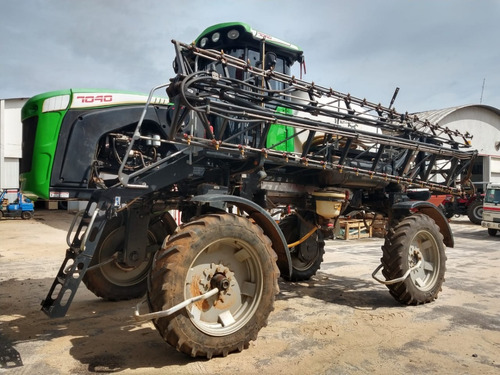 Pulverizador Metalfor 7040 Ano 2016