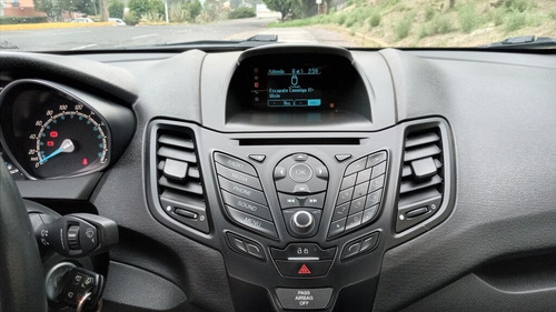 Imagen 11 de 15 de Ford Fiesta 2016 - Juzgtz