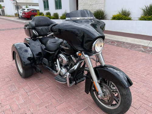 Imagen 2 de 14 de Harley Davidson Trike Street Glide - A Tratar