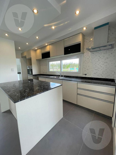 Casa En Venta Y Alquiler - Barrio San Felipe, Canning