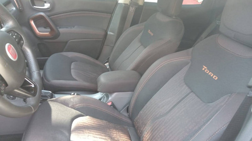 Imagem 7 de 11 de Fiat Toro 2.4 16v Multiair Flex Freedom At9