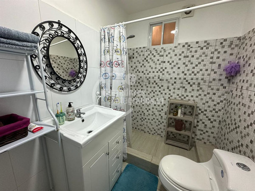 78 M2. 2 Dorm.1 Baño.orientación Norte.metro Baquedano