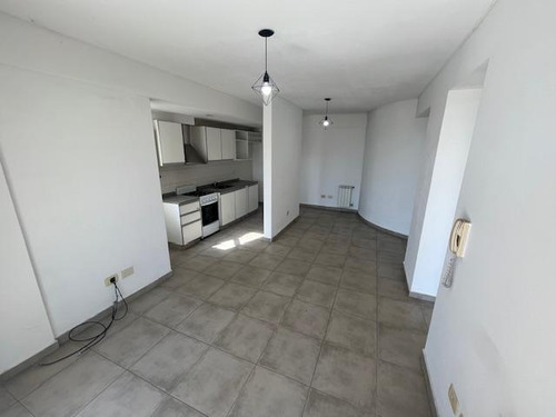 Departamento En Lomas De Zamora