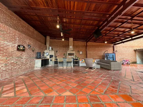 Mm Hermosa Casa En Naguanagua