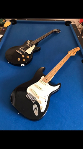 Guitarra Eléctrica Behringer Stratocaster