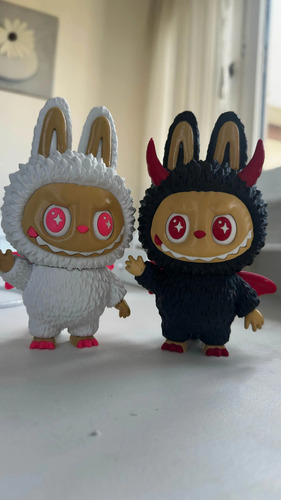 Labubu Arcángel (demonio) Ojos Giratorios Móviles