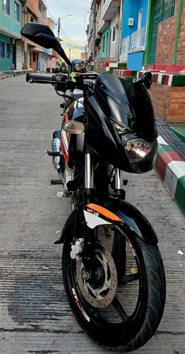 Pulsar 180 Gt