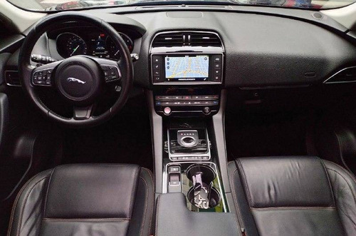 Imagem 11 de 13 de Jaguar F-pace 2.0 16v Turbo Diesel Prestige Awd 4p