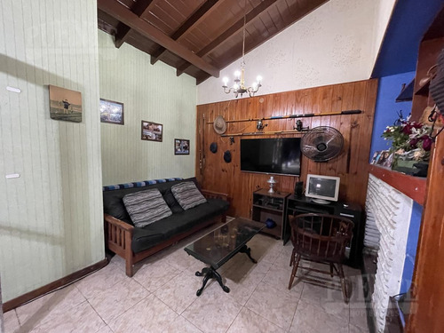 Imagen 3 de 9 de Casa - Lomas De Zamora Oeste