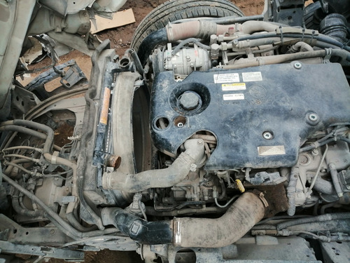 Imagen 10 de 10 de Desarmo Isuzu Elf 200 Año 2015 Solo Por Partes