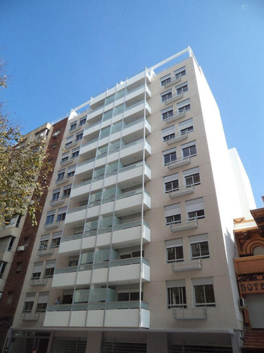 Excelente Apartamento 1 Dormitorio En Zona Tres Cruces-torre Cassinoni #106