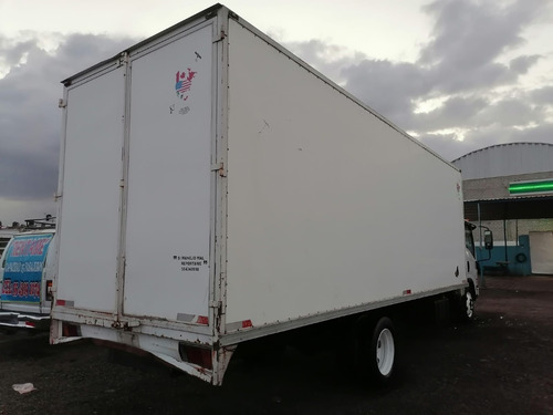 Imagen 6 de 14 de Isuzu Elf 500 Modelo 2014