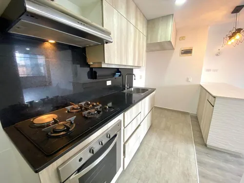 Apartamento En Venta En El Poblado. Cod V24056