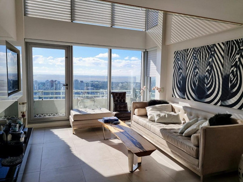 Imagen 2 de 30 de Venta Penthouse Amoblado Vistas 360° Único. Mirabilia.