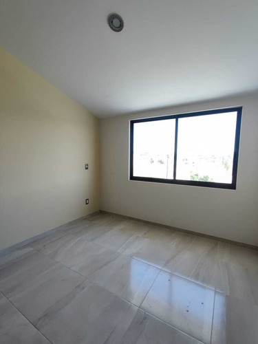 Casa En Venta En Ciudad Maderas, Materiales Y Construcción Premium !