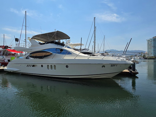 Yates Puerto Vallarta