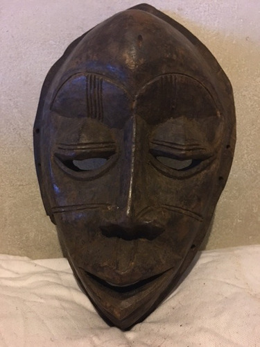 Mascara Africana Original De Africa Central Etnia Bantu