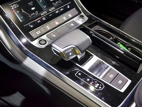 Audi Q8 55 TFSI 4X4 3.0 AUT QUATTRO