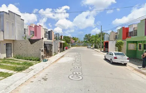 Casa De Recuperacion Bancaria En Calle Mariano Matamoros Sm 215, Cancún. _jcbb5
