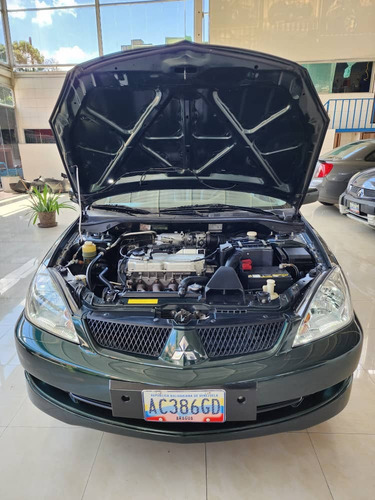 Imagen 8 de 9 de Mitsubishi Lancer