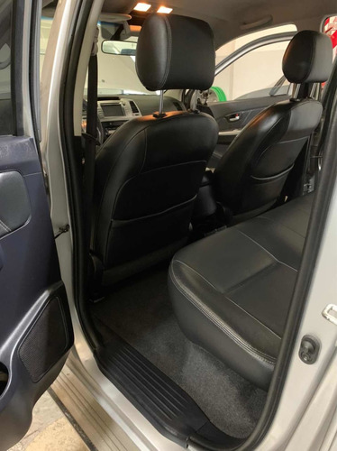 Toyota Hilux 3.0 Cd Srv Cuero 4x4 5at - A4 2015