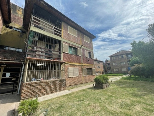 Imagen 2 de 10 de Venta - Departamento 3 Ambientes Con Espacio Guarda Coche, Complejo Coca-cola!