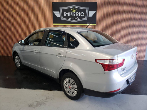 Imagem 6 de 13 de Fiat Siena 1.4 Mpi Attractive 8v Flex 4p Manual
