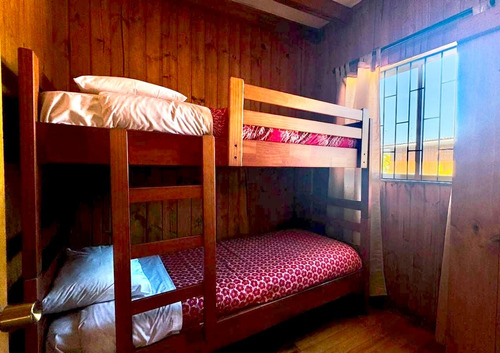 Casa En Laguna De Zapallar En Venta, A Pasos De La Playa