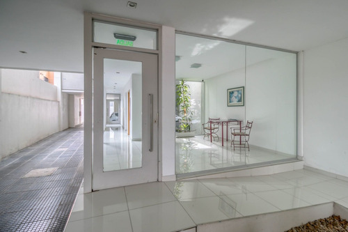 Departamento 2 Dormitorios, Cochera Venta La Plata