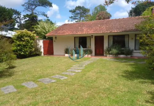 Alquiler Temporada - Casa En Playa Brava, Rincón Dle Indio A 300m Del Mar