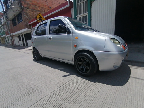 Shandong  Sfk4030b  Sedan