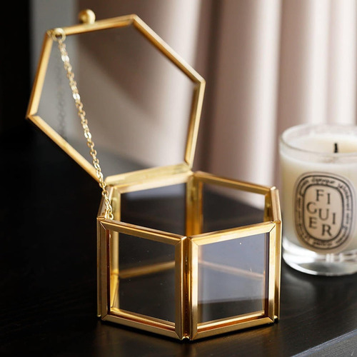 Joyero De Cristal Hexagonal Dorado Para Anillos Y Aretes