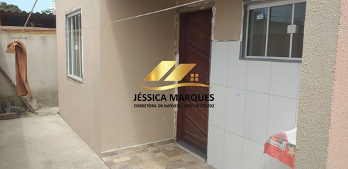 Imagem 10 de 13 de 110/jmc - Casa Com 2 Quartos E Área Gourmet Em Unamar - Cf