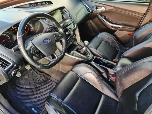 Imagen 7 de 15 de Ford Focus 2015 2.0 St Mt