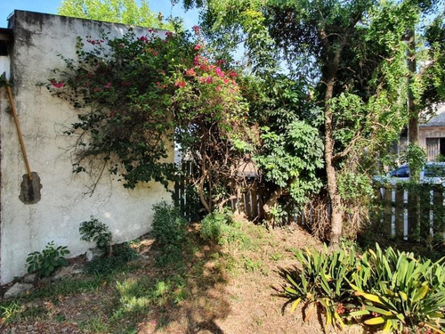 Imagen 25 de 25 de Piaggio Y Montenegro, Casa De Dos Dormitorios Con Amplio Jardín, Excelente Barrio