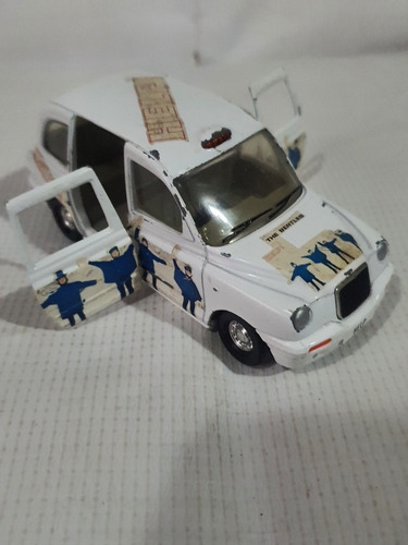 Corgi Toys  Vehiculo Taxi England  De La Pel. Help The Beatl