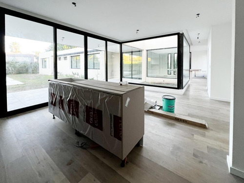 Imagen 5 de 19 de Casa - Miraflores (funes Hills)