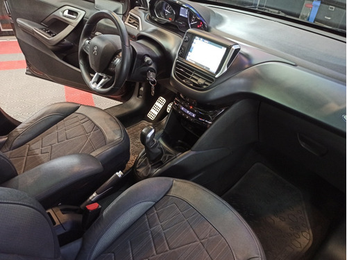 Imagen 7 de 15 de Peugeot 208 1.6 Feline Pack Cuir 2014