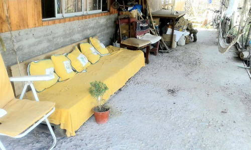 Casa En Venta De 4d, 1b Y 2e En Chimbarongo
