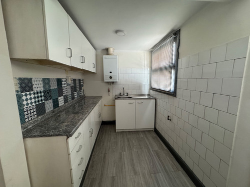 Casa 2 Pisos A 2 Cuadras Plaza De Armas De Chillán