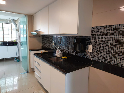 Imóvel Raro Na Av. Boa Viagem 2 Suítes No Prestigiado Edifício Maria Júlia - Pina