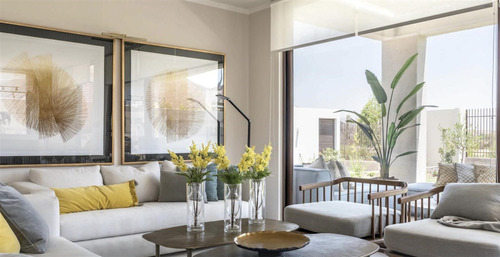 Casa En Venta, Nueva De 3d-3,5b. En Colina